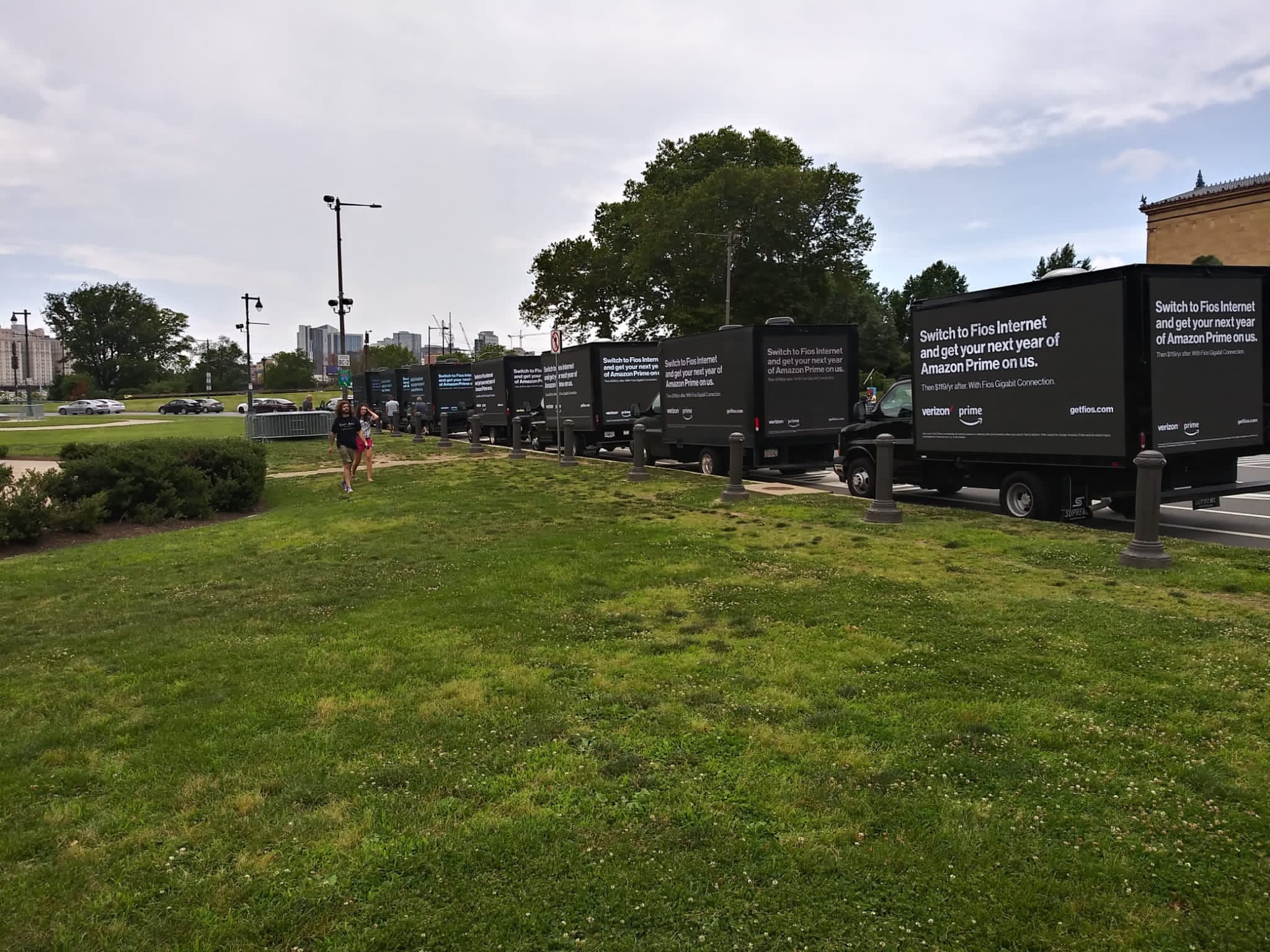 Philadelphia Digital Mobile Billboard Trucks (4)